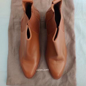 Everlane Chelsea ankle boots (new)
